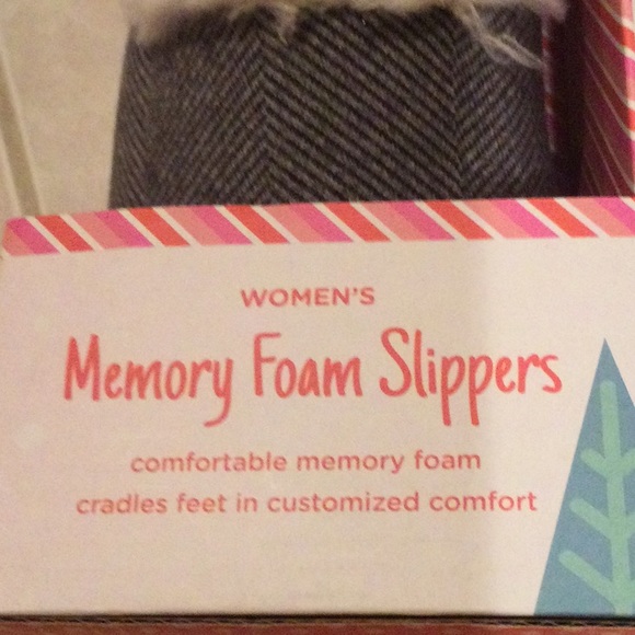 New totes Memory foam slippers for women - Picture 4 of 6